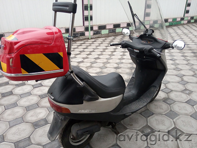 Продам скутер Хонда Лид кабина объемом 90 куб Алматы - photo 3