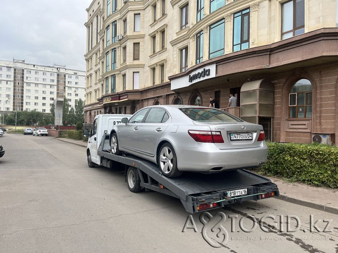 Tow truck in the city of Nur-Sultan Astana - photo 1