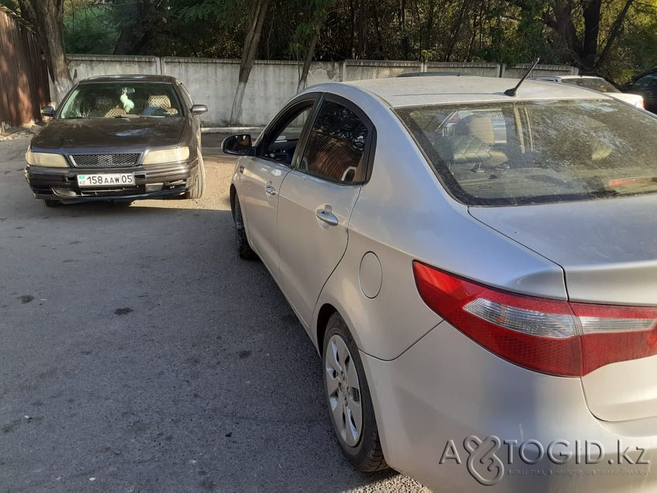 Kia Rio (Pride) года в Алматы Алматы - изображение 1