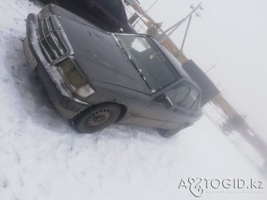 Selling Mercedes 190! Volume 1.8. 102 engine. Petrol. Uninhibited. Good condition. Exchange is not... in Aktobe  Aqtobe - photo 1