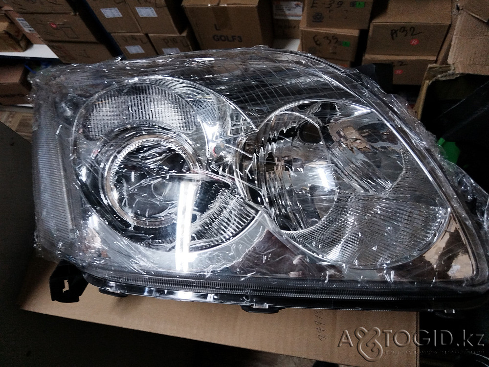 Фаралар Toyota Avensis 2003-2005 жж Актобе - 2 сурет