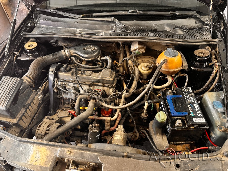 Volkswagen Golf, 1991 in Astana Astana - photo 10