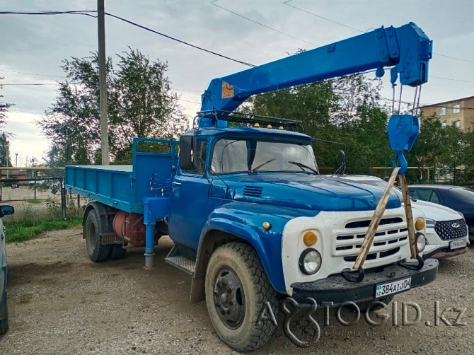 Selling ZIL manipulator, 3t., crane length 8 meters Aqtobe - photo 1