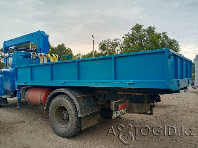 Selling ZIL manipulator, 3t., crane length 8 meters Aqtobe - photo 3