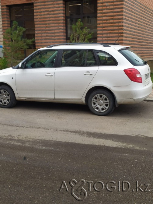 Skoda Fabia, 2010 in Astana Astana - photo 3
