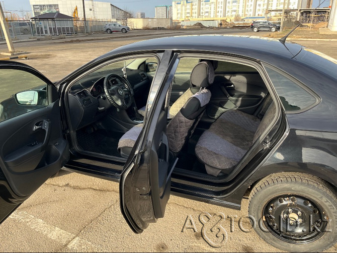 Volkswagen Polo, 2012 года в Атырау Атырау - изображение 9