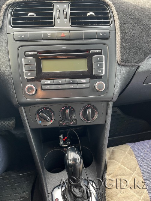 Volkswagen Polo, 2012 ж., Атырауда Атырау - 16 сурет