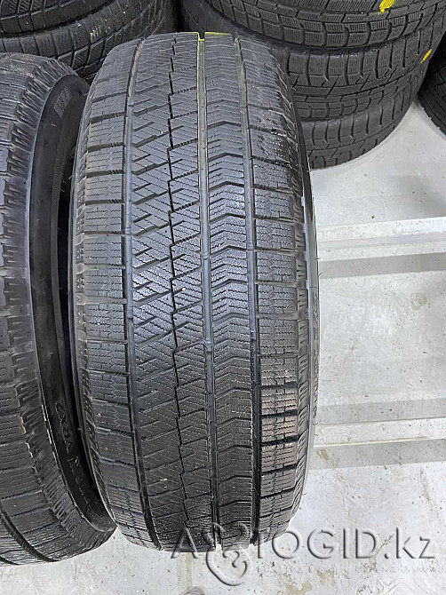 зимние шины 175/65/14 б/у Алматы - изображение 1