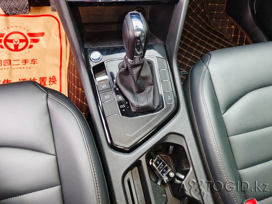 Volkswagen Touareg, 2022 года в Алматы Алматы - изображение 13