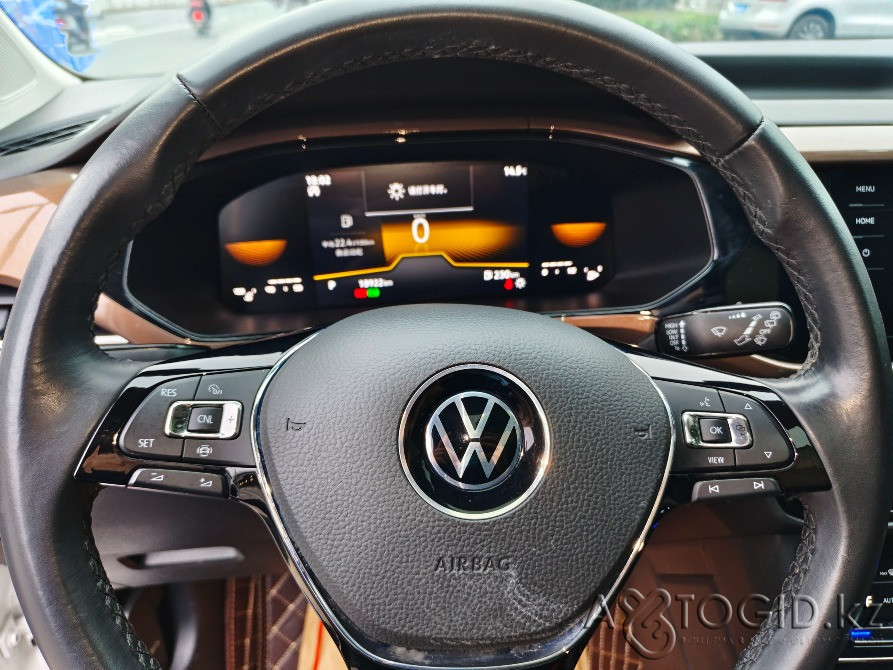 Volkswagen Touareg, 2022 года в Алматы Алматы - изображение 10