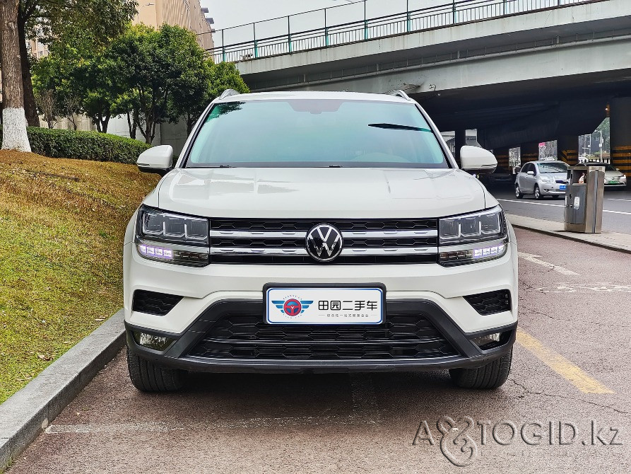 Volkswagen Touareg, 2022 года в Алматы Алматы - изображение 2