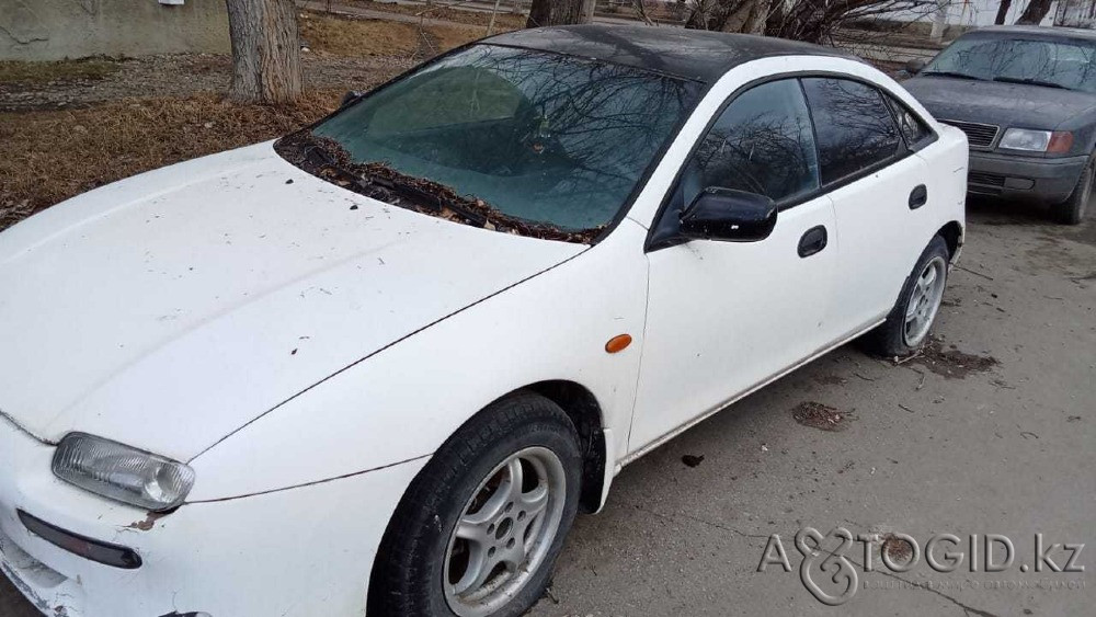 Mazda 323, 1994 года в Петропавловске Петропавловск - изображение 1