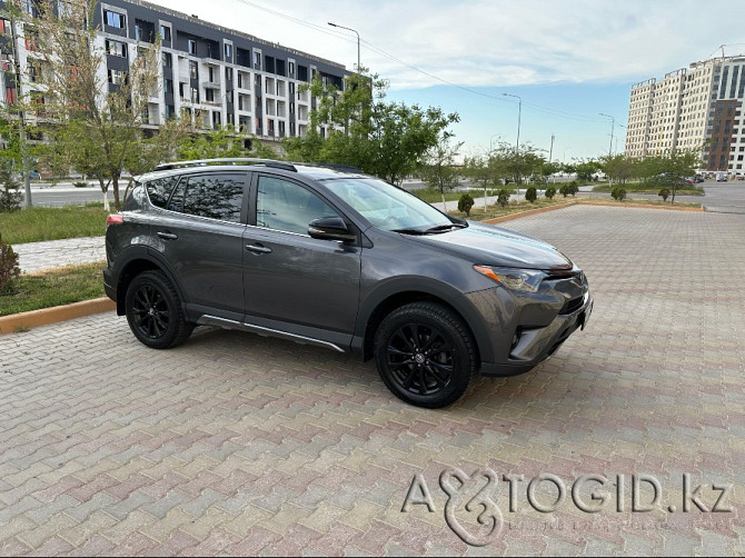 Toyota RAV4, 2017 года в Актау Aqtau - photo 1