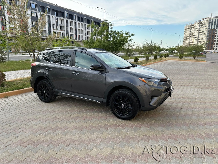 Toyota RAV4, 2017 года в Актау Актау - изображение 1