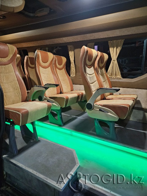 Прокат аренда микроавтобус Ивеко Дейли 14 мест линейка Спринтер Almaty - photo 3