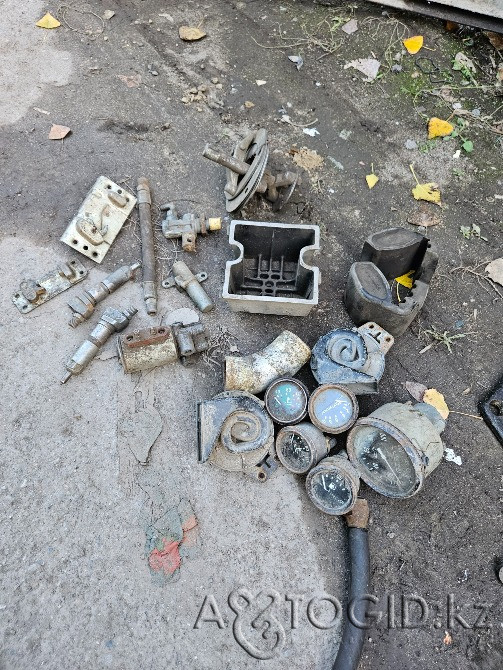 Урал 4320 шестерни кпп поворотный кулак полуось диск тормоз кардан Алматы - 3 сурет