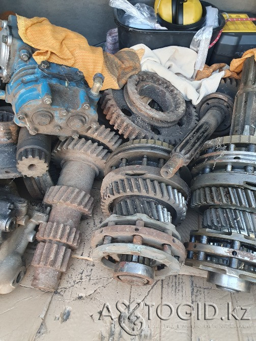 Урал 4320 шестерни кпп поворотный кулак полуось диск тормоз кардан Алматы - 1 сурет