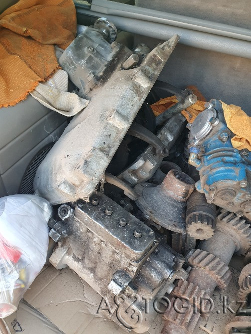 Урал 4320 шестерни кпп поворотный кулак полуось диск тормоз кардан Алматы - 10 сурет