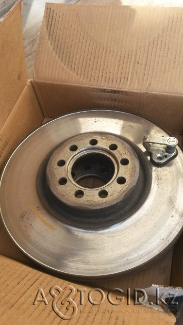 Шпилька заднего колеса Вольво и Ивеко Дейли гайки колёс шпильки колёс Алматы - изображение 7