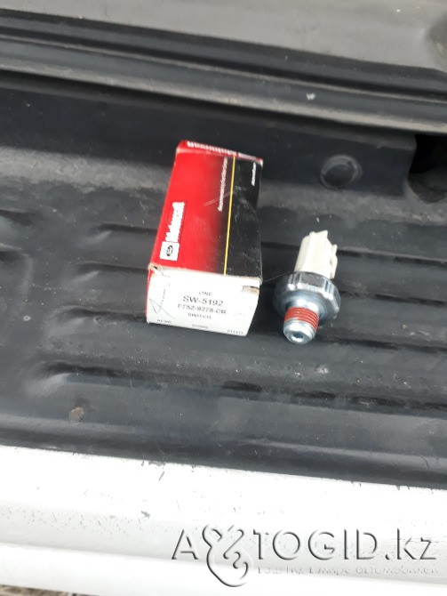 Линкольн Навигатор Форд 5.4 головка лобовая крышки клапнов шкиф цепи Алматы - 1 сурет