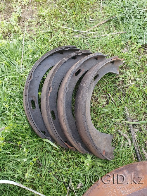 Суппорт передний задний тормозной диск 8 шпилек цилиндр Алматы - изображение 5