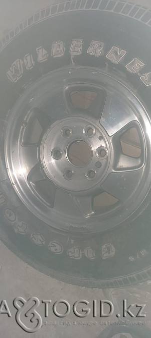 Диск R16 шина 265/70R16 колесо запаска 6х139.7 Шевролет Субурбан Алматы - изображение 4