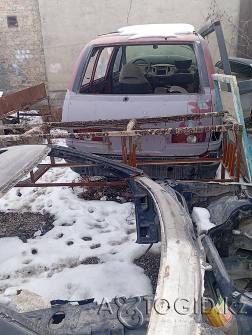 Продаю авто на запчасти Караганда - изображение 1