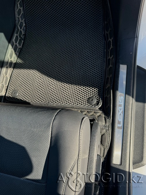 Lexus RX серия, 2022 года в Астане Астана - изображение 6