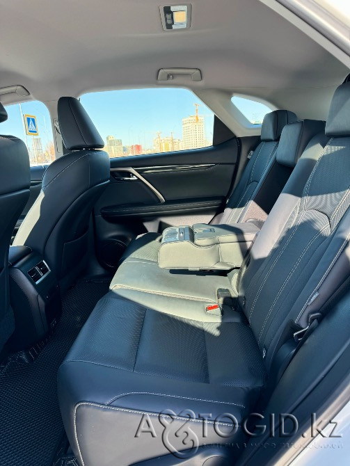 Lexus RX серия, 2022 года в Астане Астана - изображение 10
