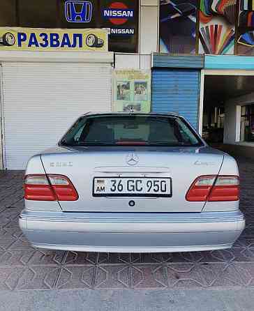 Mercedes-Bens E серия, 2000 года в Шымкенте Шымкент