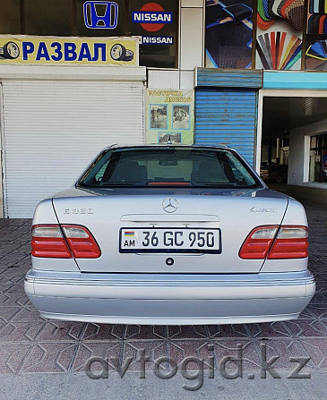 Mercedes-Bens E серия, 2000 года в Шымкенте Шымкент - изображение 2