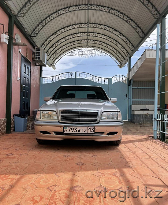 Легковые автомобили Mercedes-Bens,  8  года в Шымкенте Шымкент - изображение 1