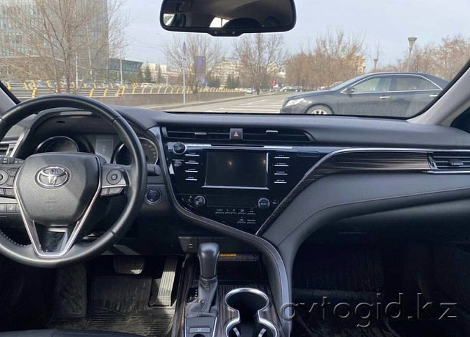 Toyota Camry 2019 года Алматы - photo 1