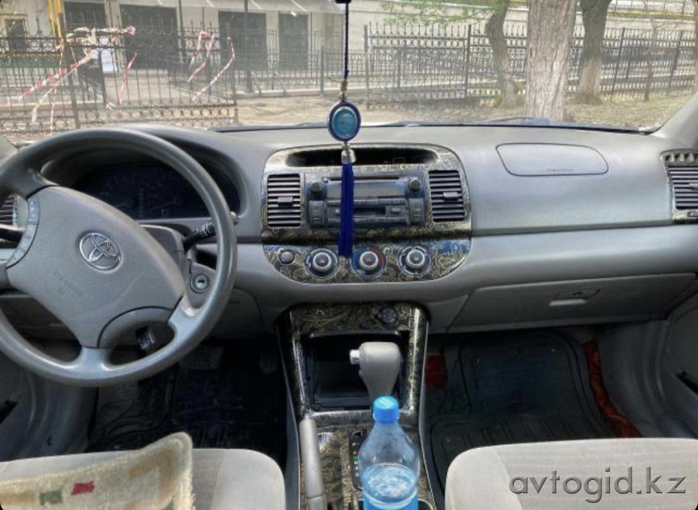 Toyota cars, 8 years old in Astana  Astana - photo 2