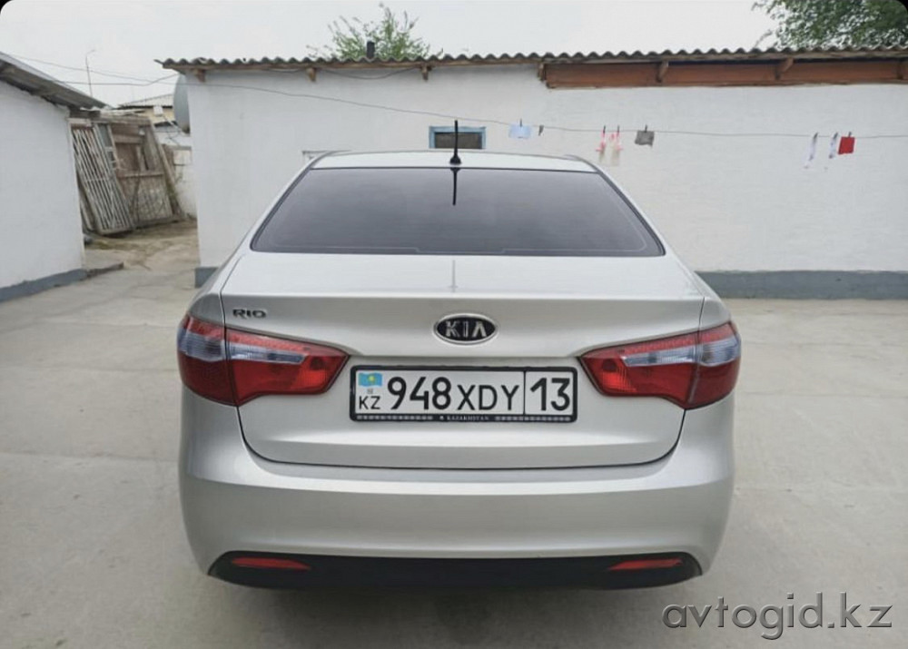 Легковые автомобили Kia,  8  года в Шардаре Шардара - изображение 4