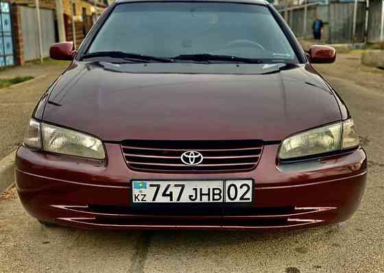 Toyota Camry 1998 года Алматы