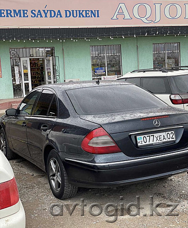 Mercedes-Bens 220, 2004 года в Алматы Алматы - изображение 3