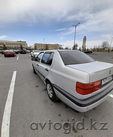 Volkswagen Vento, 1992 года в Алматы Алматы - изображение 2