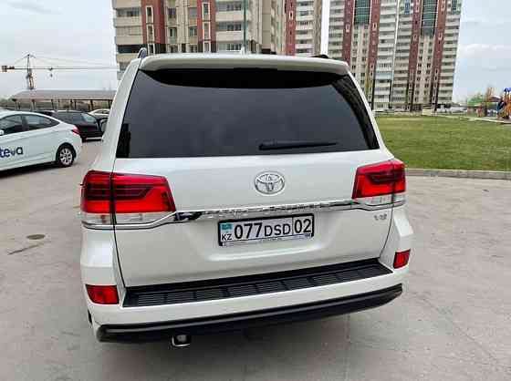 Toyota Land Cruiser 200 2018 года Алматы