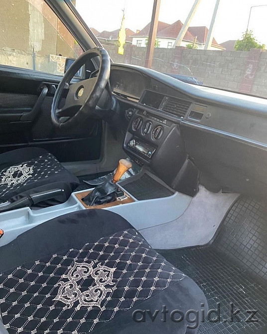 Легковые автомобили Mercedes-Bens,  8  года в Шымкенте Шымкент - изображение 4