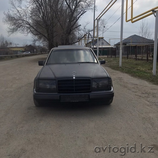 Mercedes-Bens 300, 1991 года в Алматы Алматы - изображение 4