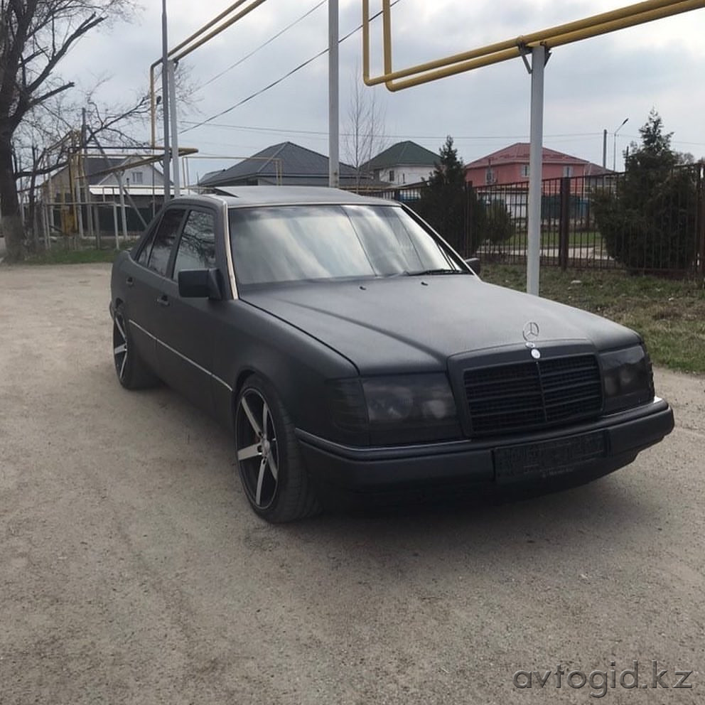 Mercedes-Benz автокөліктері, Алматыда 8 жыл Алматы - 1 сурет