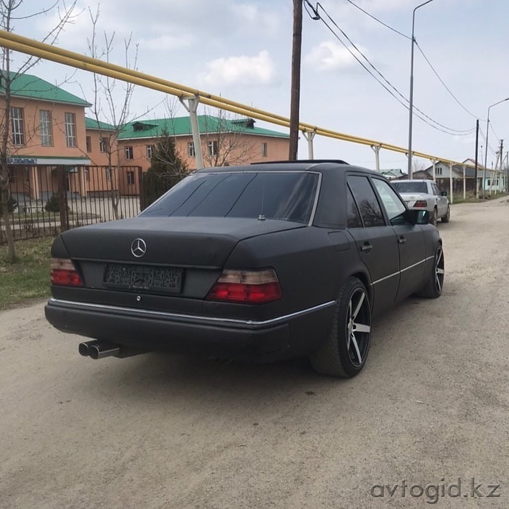 Mercedes-Benz автокөліктері, Алматыда 8 жыл Алматы - 5 сурет