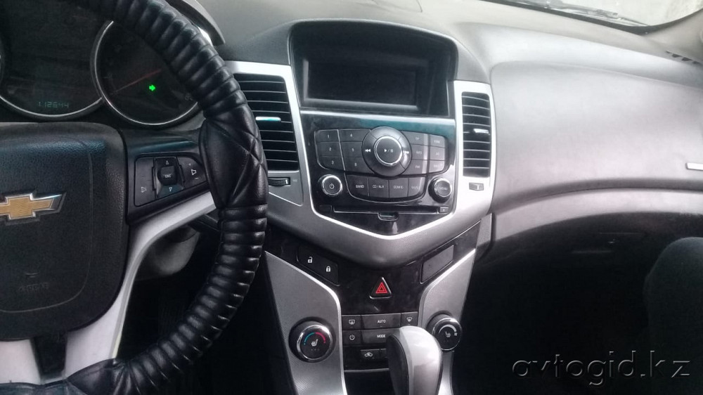Легковые автомобили Chevrolet,  5  года в Актобе Актобе - изображение 3