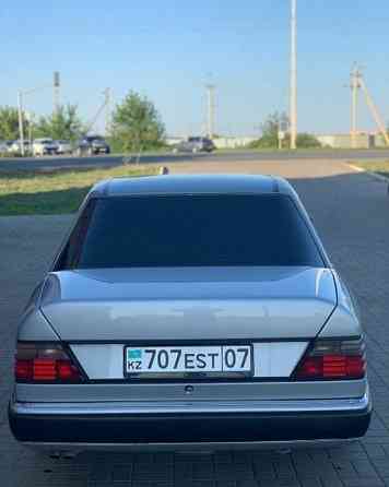 Продажа Mercedes-Bens 300, 1990 года в Уральске Oral
