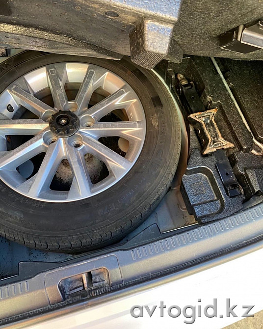 Toyota cars, 8 years old in Aktobe Aqtobe - photo 3