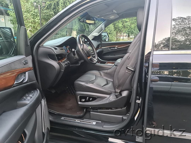 Продажа Cadillac Escalade, 2018 года в Алматы Алматы - photo 2