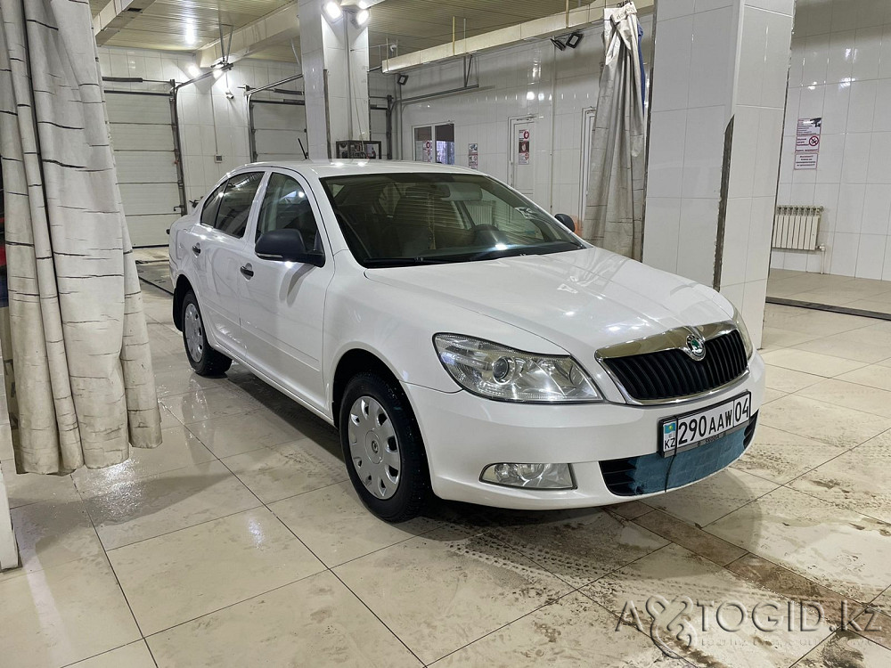 Skoda cars, 8 years old in Aktobe Aqtobe - photo 1