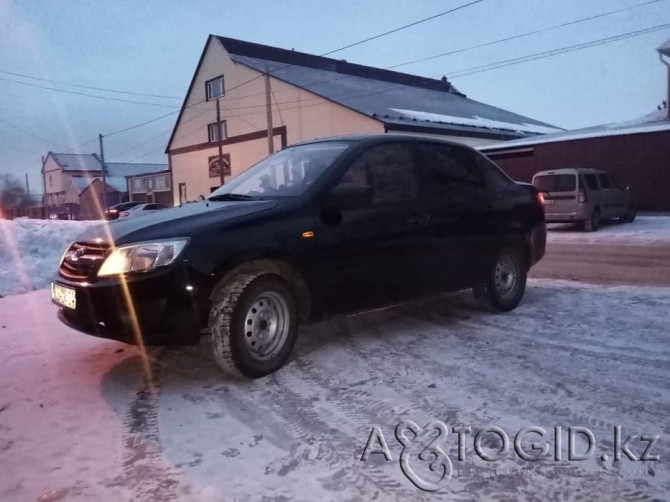 Ақтөбеде 8 жыл ВАЗ (Лада) жеңіл көліктері Актобе - 1 сурет