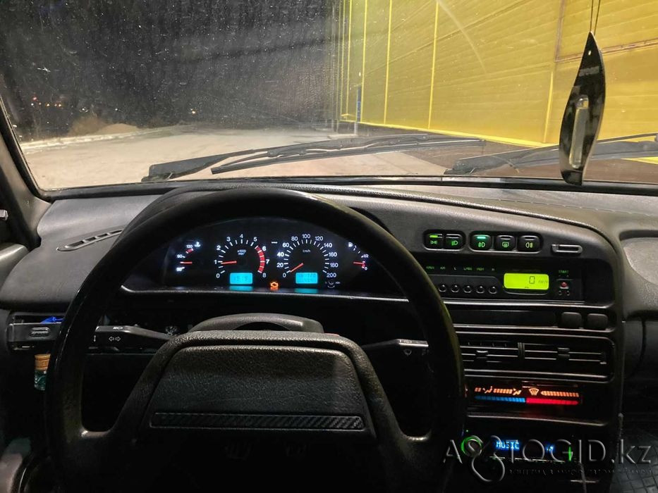 Легковые автомобили ВАЗ (Lada),  5  года в Актобе Актобе - изображение 3